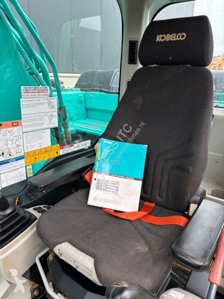 Escavadora Kobelco LC-10