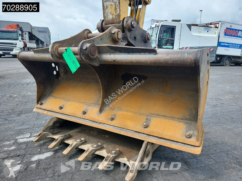 Escavadora Caterpillar 308 E