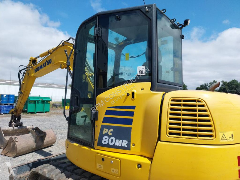 Escavadora Komatsu PC80MR-5