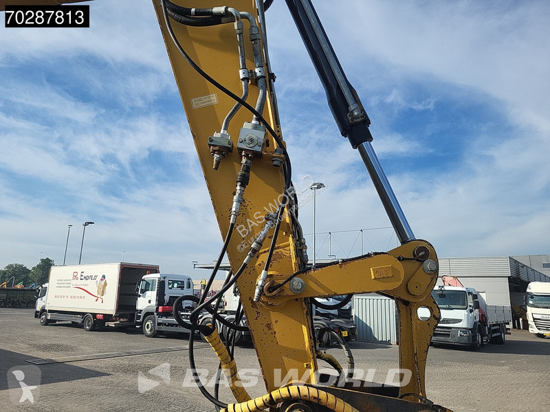 Excavator Caterpillar D OUTRIGGERS + BLADE