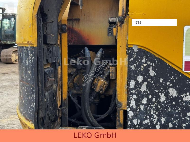 Lopatový nakládač Caterpillar 311C Mit Zwei...