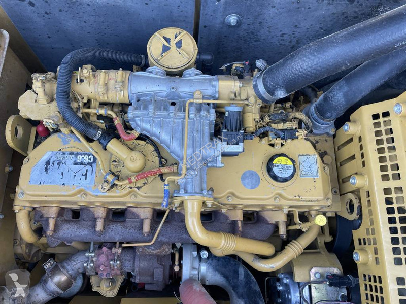 Excavator Caterpillar 2012 CE
