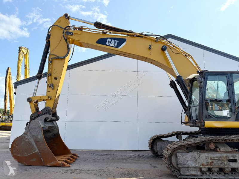 Excavator Caterpillar - German Machine /...