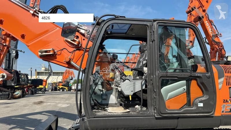 Excavadora Hitachi DM-7