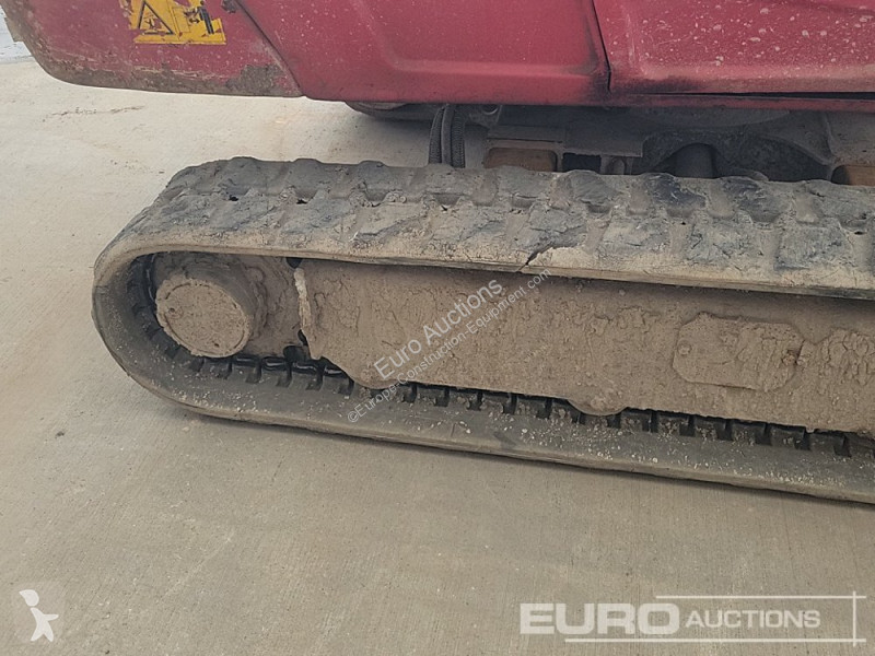 جرافة Takeuchi TB216