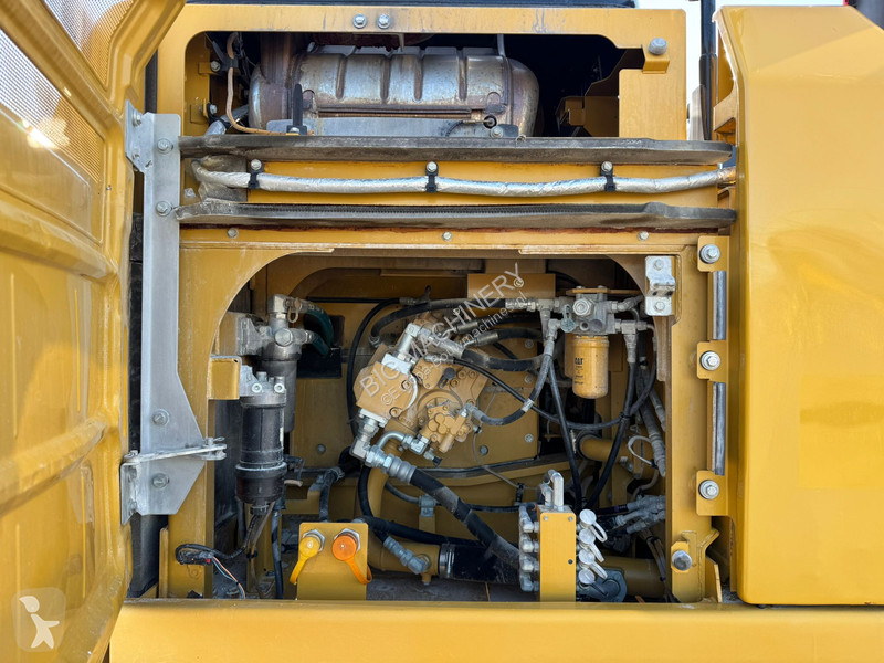 Graafmachine Caterpillar 326FL