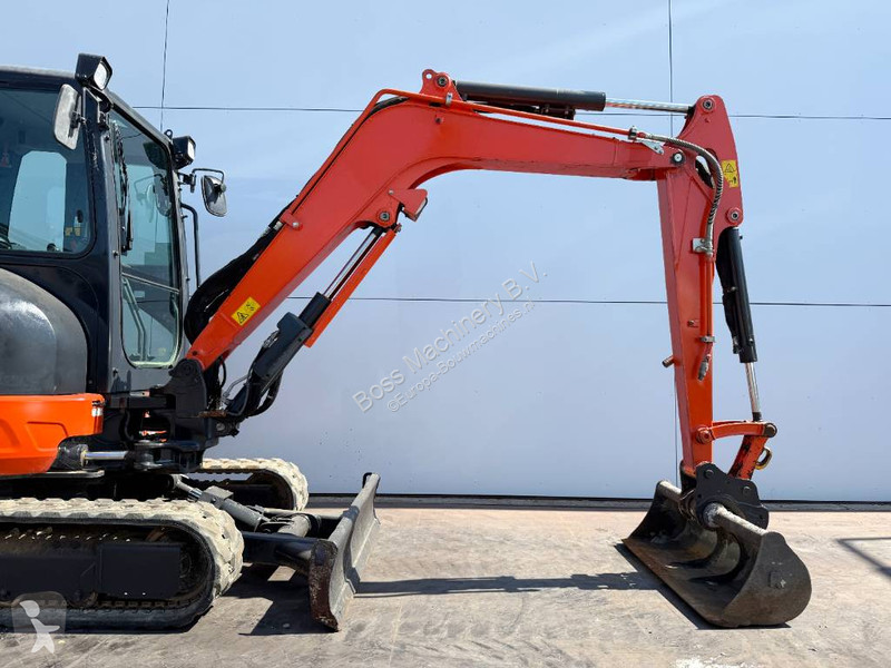 Escavadora Kubota KX 037-4 - Hammer Lines /...