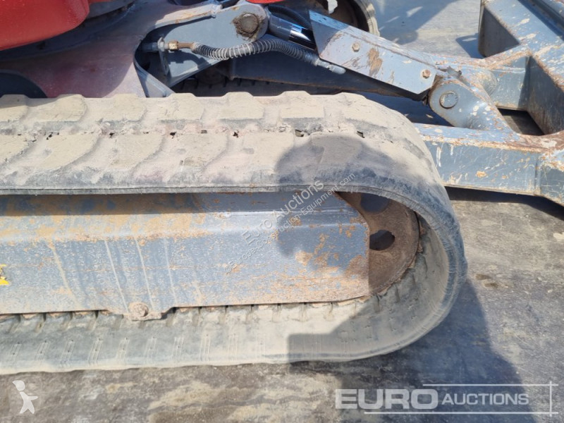 Escavadora Takeuchi 0