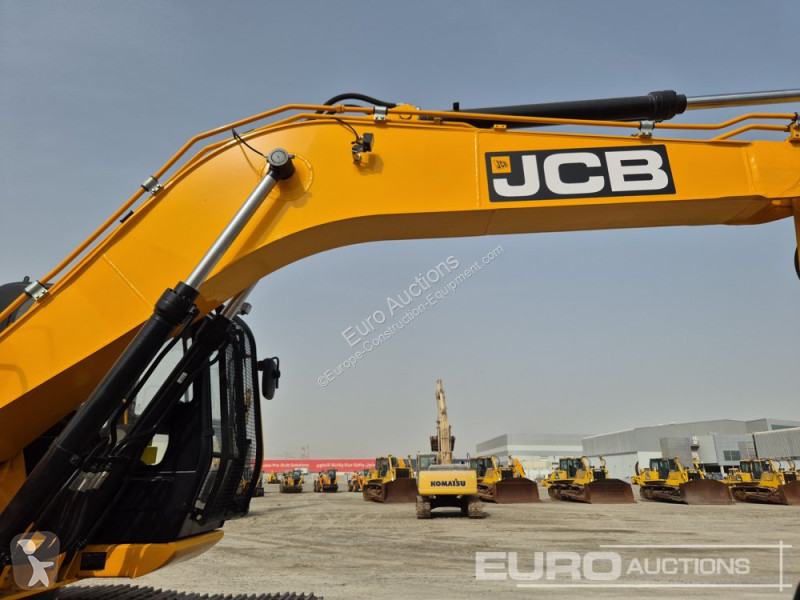 جرافة JCB JS215LC
