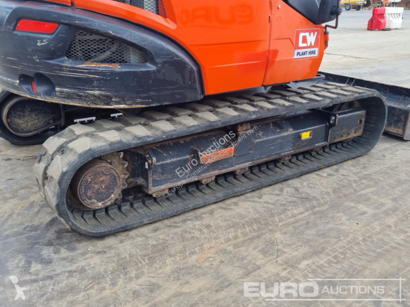 Escavadora Kubota KX080-4A2