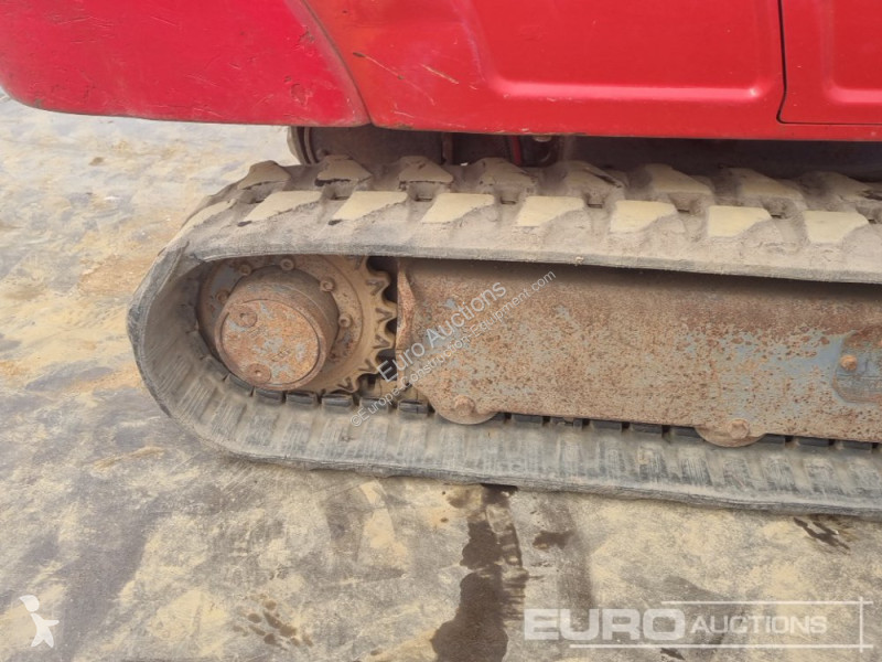 Escavadora Takeuchi TB216