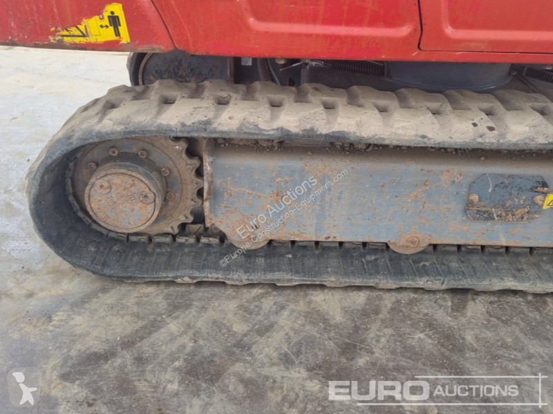 Escavadora Takeuchi TB216