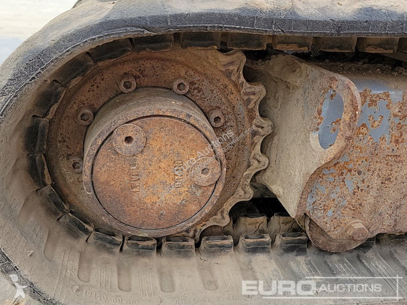 Escavadora Takeuchi TB216