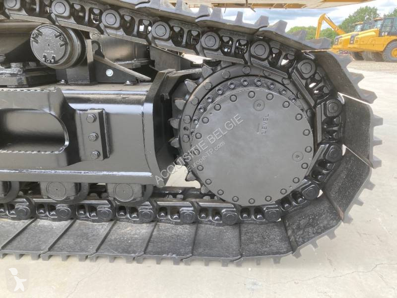 Lopatový nakládač Caterpillar 352F MH