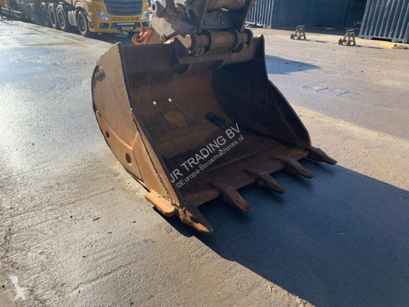 Excavadora Liebherr LC