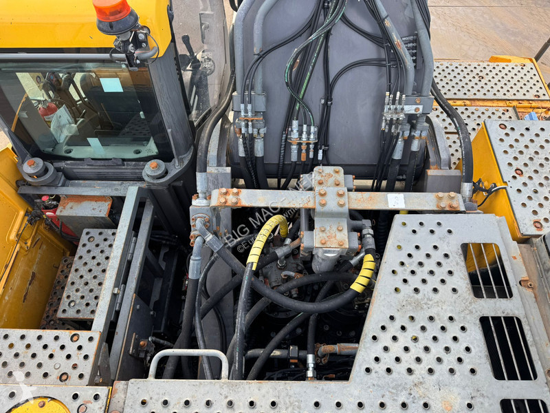 Escavadora Volvo EC750EL
