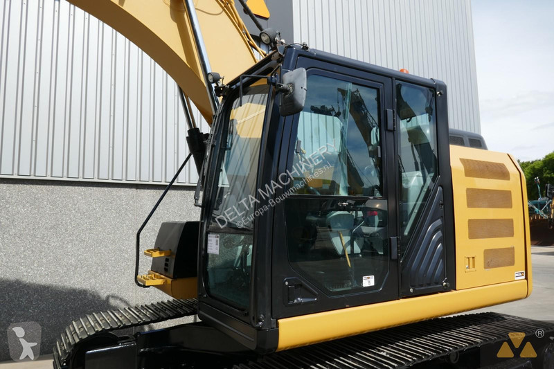 Excavator Caterpillar