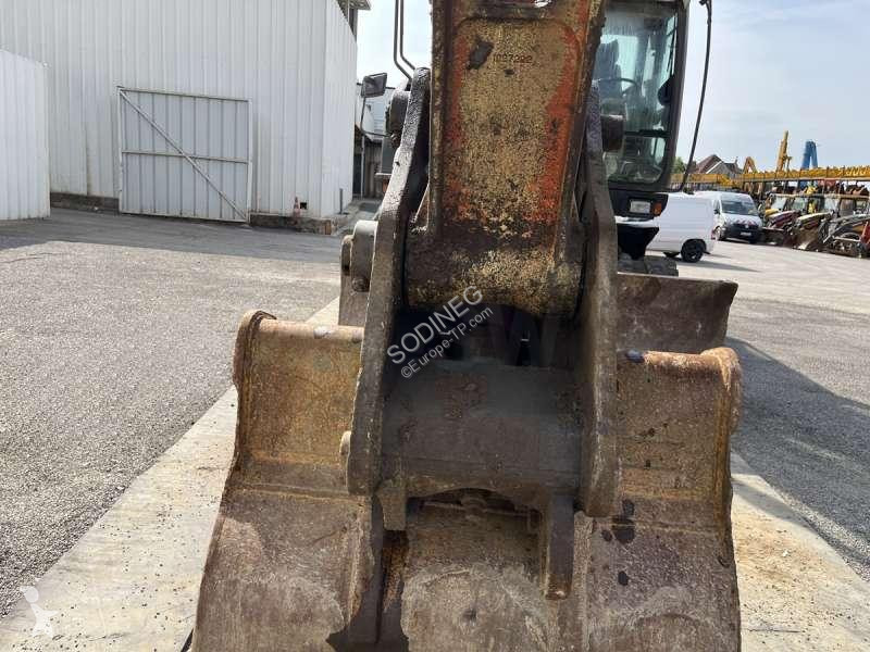 Escavatore Hitachi