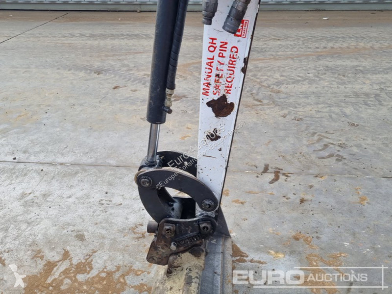 Lopatový nakládač Bobcat E17
