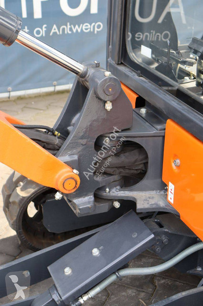 Excavator Hitachi ZX19-6 CR
