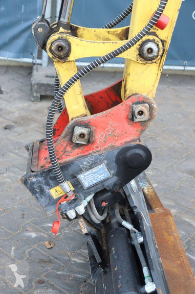 Escavatore Yanmar VIO23-6