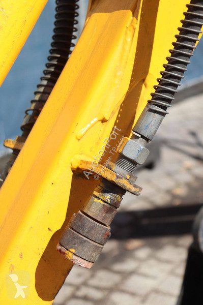 جرافة JCB