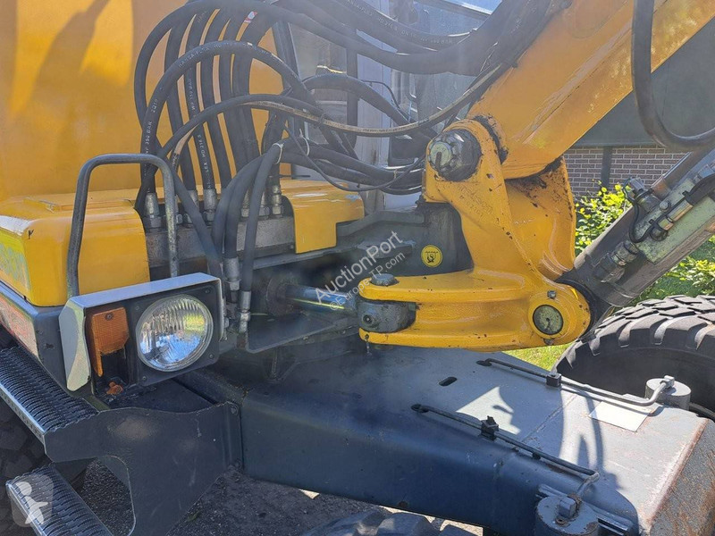 Escavatore Neuson 6502