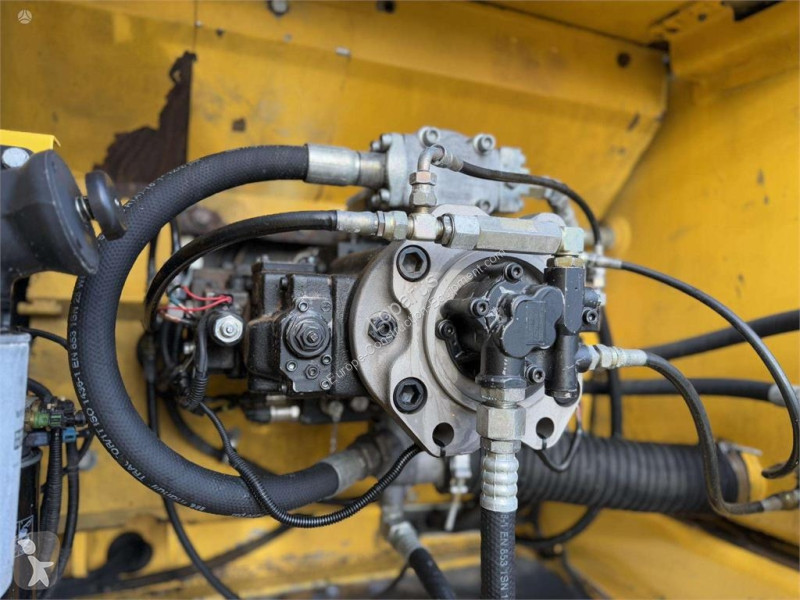 Graafmachine New Holland B