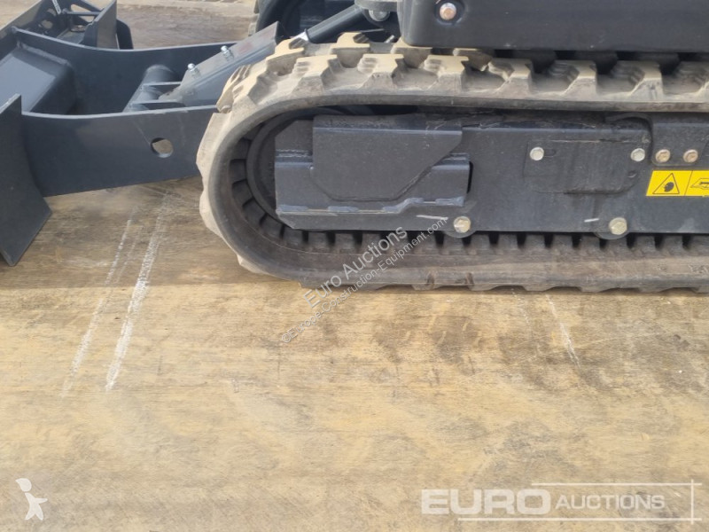 Lopatový nakládač Bobcat E19