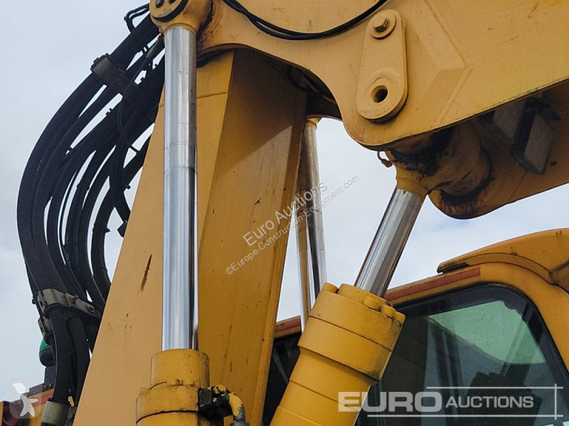 Escavatore Caterpillar