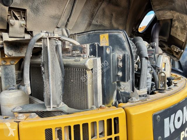 جرافة Komatsu 78MR6
