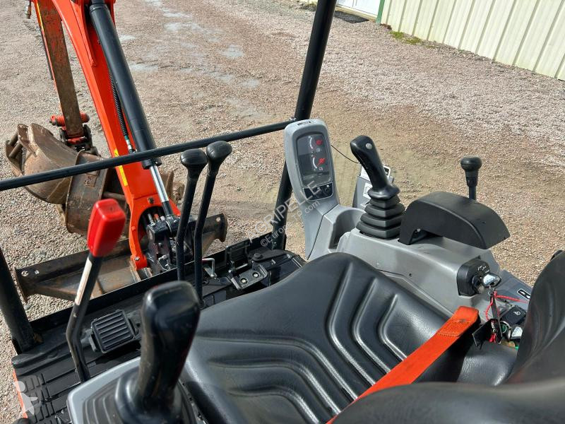 Escavadora Kubota  KX015-4