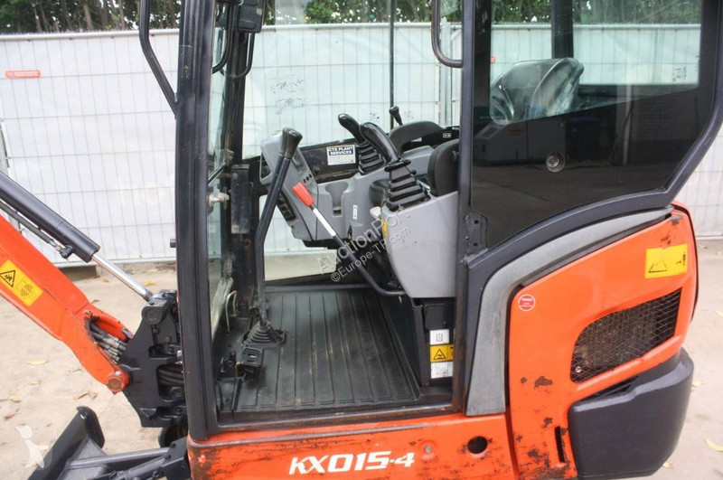 Excavadora Kubota KX015-4
