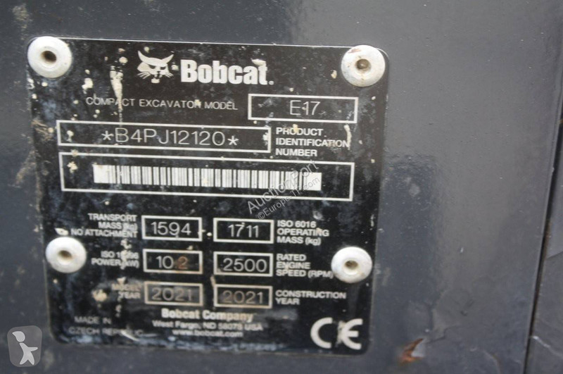 جرافة Bobcat E17