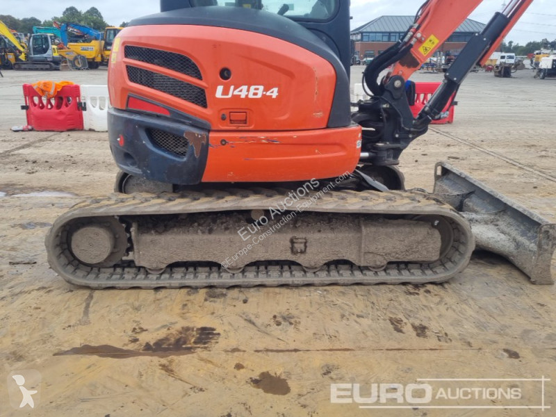 Lopatový nakládač Kubota U48-4