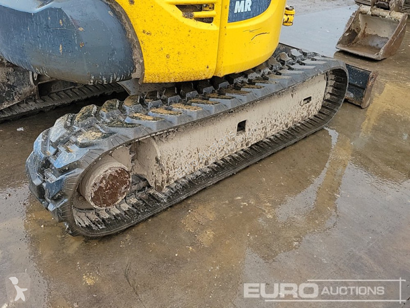 Lopatový nakládač Komatsu PC26MR-3