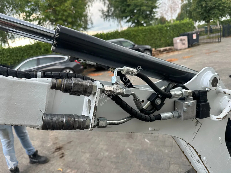 Skovel Bobcat