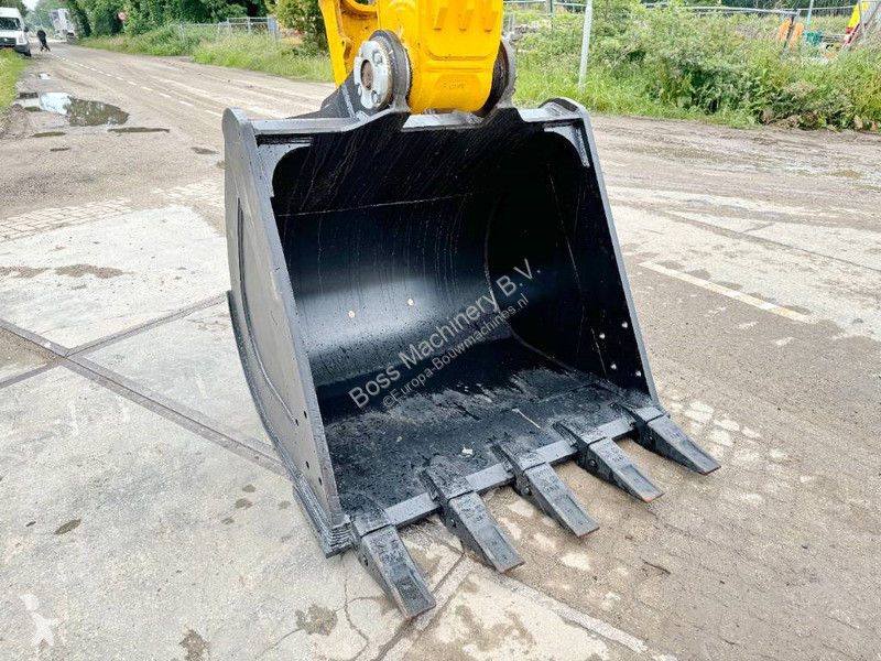 Skovl JCB 215LC - New / Unused / Hammer Lines