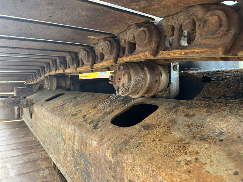 Rýpadlo Caterpillar