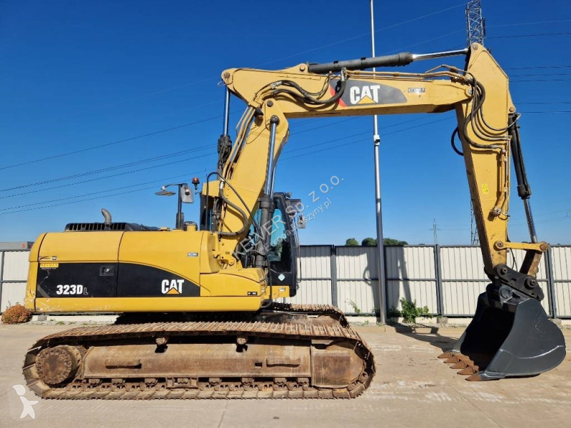 Lopatový nakládač Caterpillar L * 2011r. * 11...