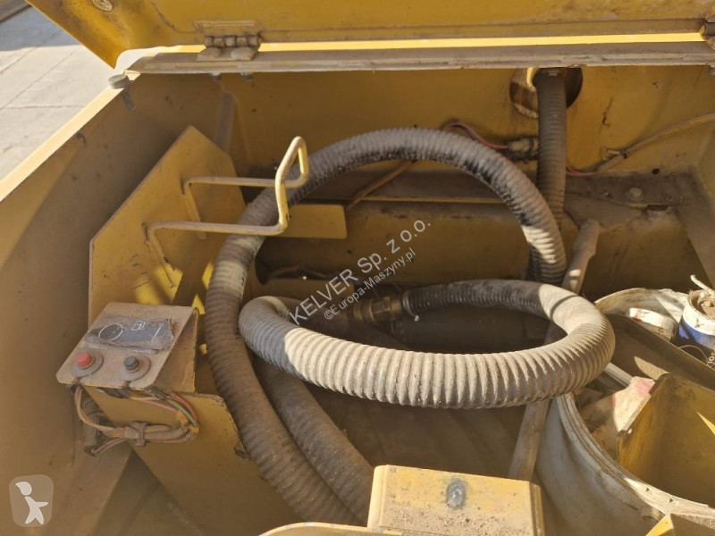 جرافة Caterpillar LRR * 2011r. *