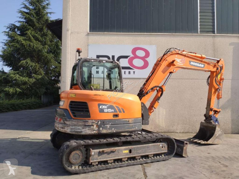 Escavatore Doosan DX85-3