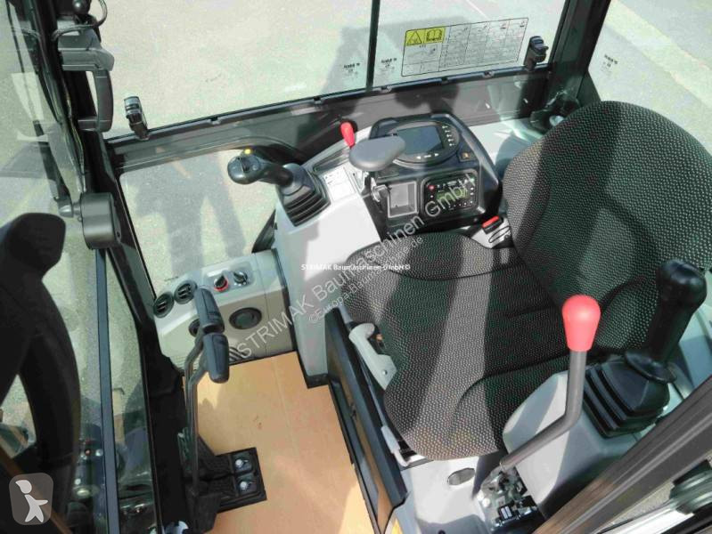 Lopatový nakládač Bobcat E 19 R2