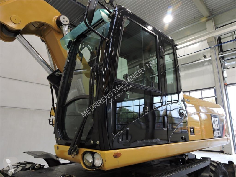 جرافة Caterpillar D
