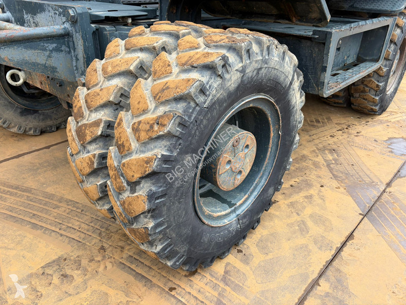 Rýpadlo Hyundai Robex 180W-9A