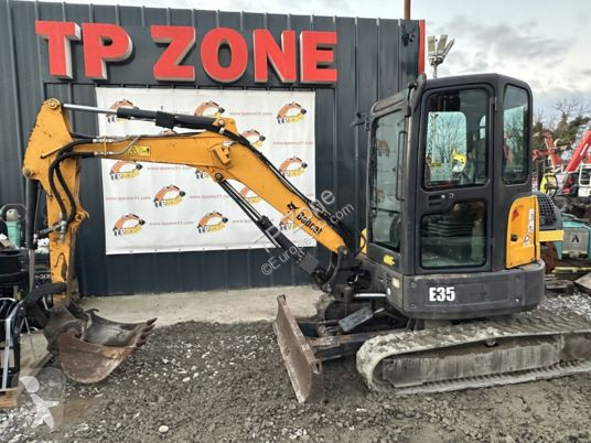 Lopatový nakládač Bobcat e35 à 23 500 € ht