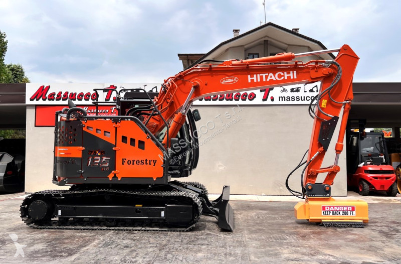Rýpadlo Hitachi 7