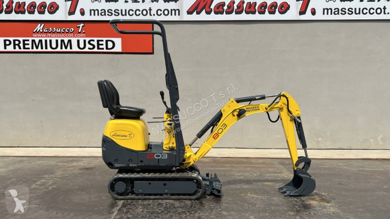 جرافة Wacker Neuson 803