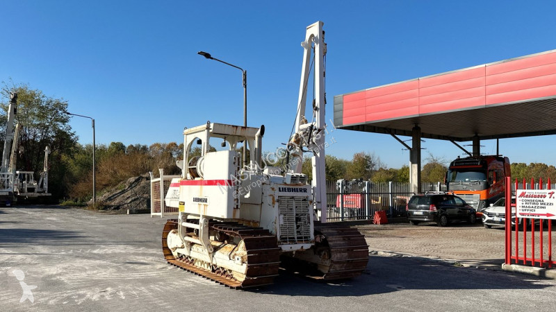 جرافة Liebherr RL 22 B