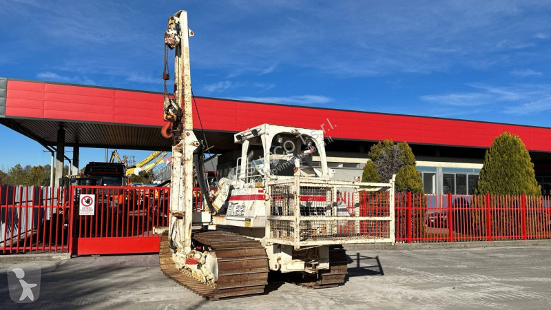 جرافة Liebherr RL 22 B